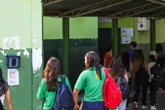 Estudantes de Caarap&oacute; e outros  munic&iacute;pios v&atilde;o receber bolsa do MS Supera