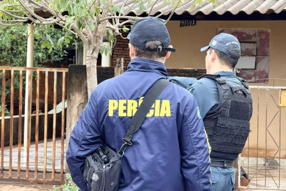 Homem de 30 anos invade casa, atira contra PM e acaba morto em MS