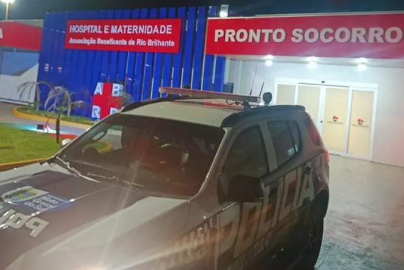 Jovem &eacute; encontrado morto debaixo da ponte e levado pela fam&iacute;lia ao hospital