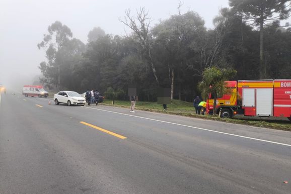 Colis&atilde;o entre dois carros &eacute; registrada na BR-280, em Tr&ecirc;s Barras