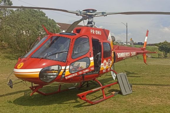 Menina de 13 anos em estado grave &eacute; transferida de helic&oacute;ptero para Joinville