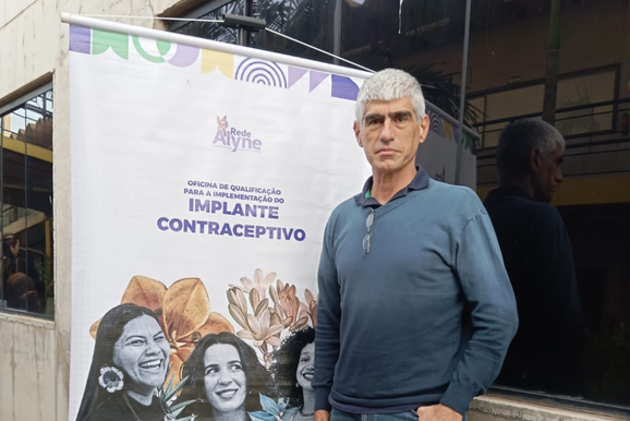 Dr. Alberto Zogbi participa de capacita&ccedil;&atilde;o para implanta&ccedil;&atilde;o do Implanon pelo SUS