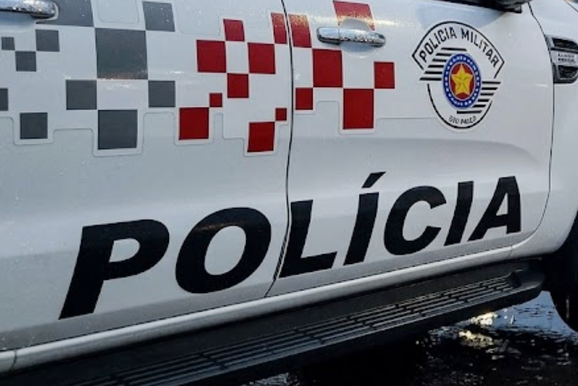 Pol&iacute;cia Militar prende homem por furto de celular em Casa Branca