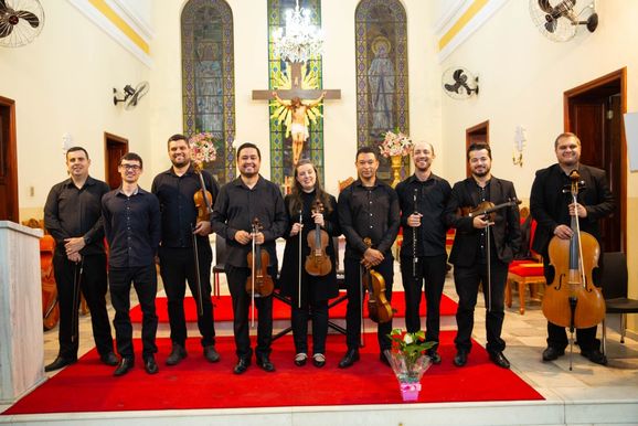 Orquestra Vereda Cultural leva concerto gratuito &agrave; Igreja Matriz