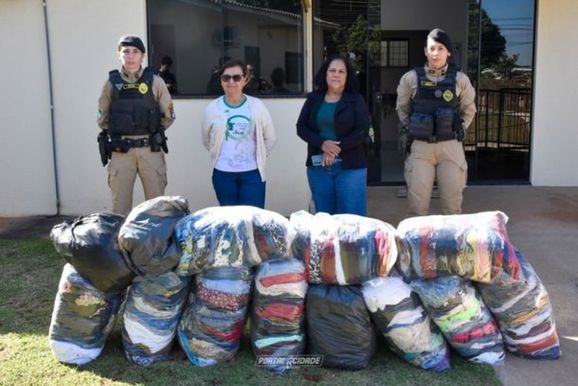 Campanha em Umuarama arrecada roupas e beneficia fam&iacute;lias carentes