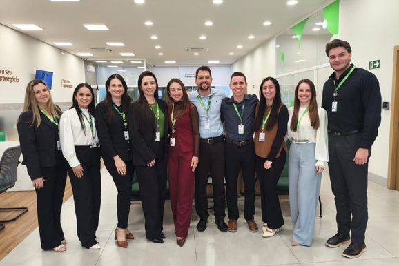 Sicredi celebra Cruzeiro do Oeste com mensagem especial no anivers&aacute;rio
