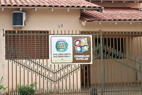Adolescente amea&ccedil;a respons&aacute;veis com faca e espeto ap&oacute;s ser contrariada em Douradina