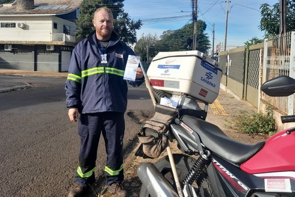 Sanepar passa a receber contas atrasadas na porta de casa e evita corte de &aacute;gua
