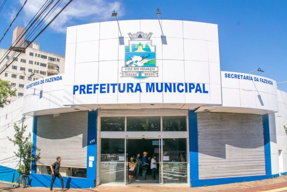 C&acirc;mara de Foz aprova programa com 100% de desconto em juros de d&eacute;bitos municipais