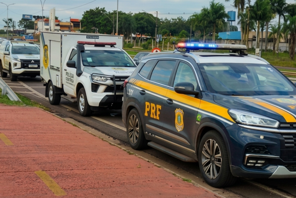 Motorista foge ap&oacute;s atropelar e matar homem na BR-277, pr&oacute;ximo &agrave; Costa e Silva