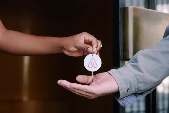 Airbnb tem 2,5 mil im&oacute;veis e movimenta quase R$ 100 milh&otilde;es por ano em Foz do Igua&ccedil;u