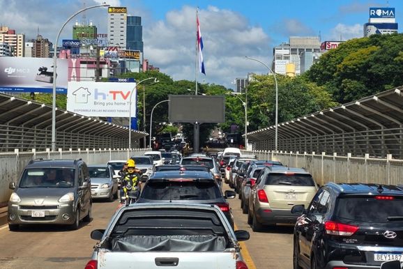 Brasil e Paraguai refor&ccedil;am controle de medicamentos e produtos vendidos na fronteira