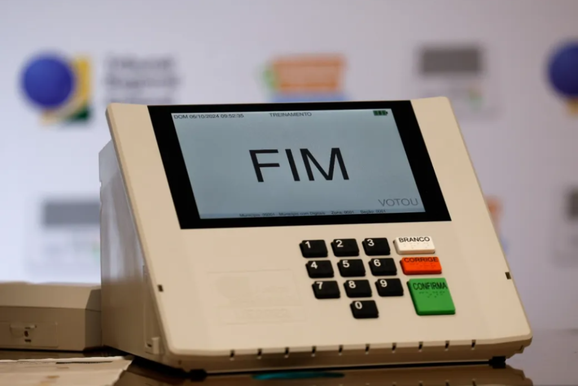 Foz do Igua&ccedil;u pode ter 31 candidatos a deputado nas elei&ccedil;&otilde;es de 2026; veja a lista