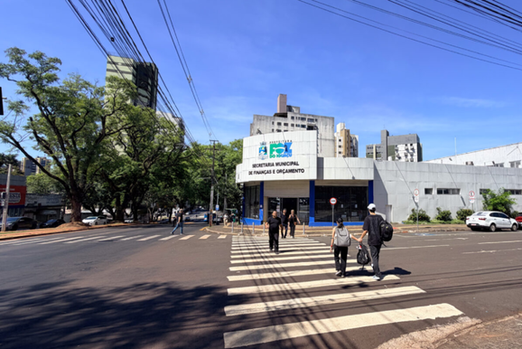 IPTU, ISS e taxas t&ecirc;m regras diferentes no RecuperaFoz; veja como negociar