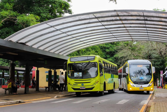 Nova concess&atilde;o prev&ecirc; 108 &ocirc;nibus e frota totalmente climatizada em Foz do Igua&ccedil;u