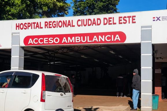 Apag&atilde;o deixa cirurgia no escuro e m&eacute;dicos usam celulares em hospital de CDE