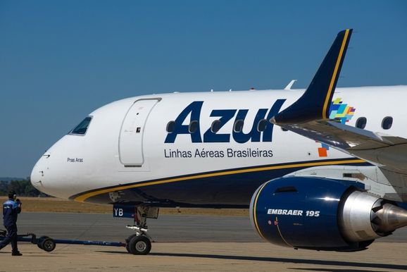 Azul anuncia 106 voos extras entre Foz do Igua&ccedil;u, Porto Alegre e Recife no ver&atilde;o