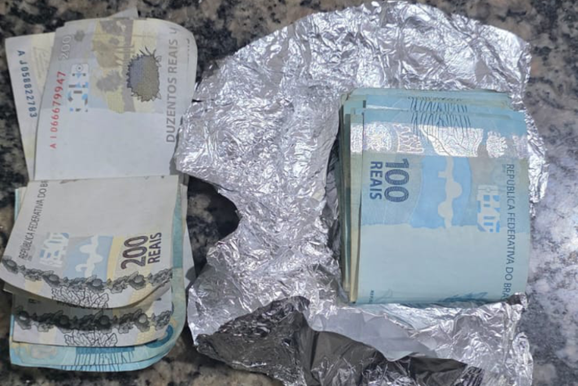 PF investiga compra de R$ 2 mil em notas falsas enviadas pelos Correios em STI
