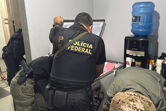 PF investiga grupo suspeito de entrar armado todo m&ecirc;s no Parque Nacional do Igua&ccedil;u