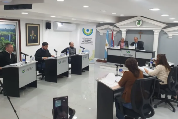 Projeto quer limitar a oito anos reelei&ccedil;&atilde;o de prefeito e vereadores em Puerto Iguaz&uacute;