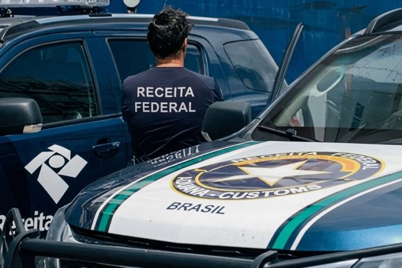 Receita abre exame para quem deseja atuar como despachante aduaneiro em Foz