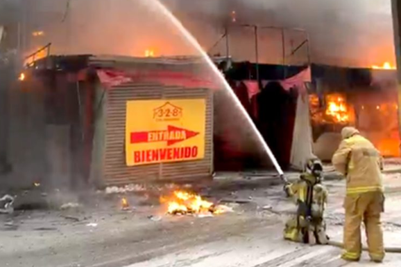Veja o que se sabe sobre o inc&ecirc;ndio que atingiu boxes no centro de Ciudad del Este