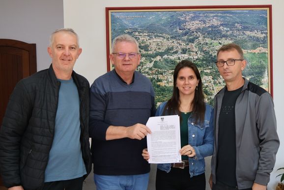 Nova Petr&oacute;polis oficializa repasse para melhoria no abastecimento de &aacute;gua no Pinhal Alto