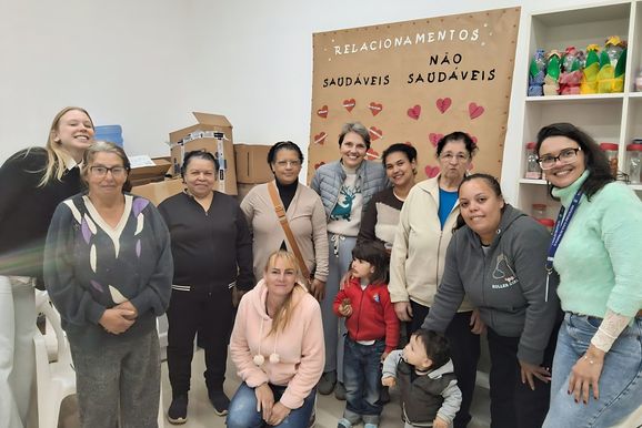 CRAS de Nova Petr&oacute;polis promove 12&ordm; encontro do PAIF em alus&atilde;o ao Agosto Lil&aacute;s