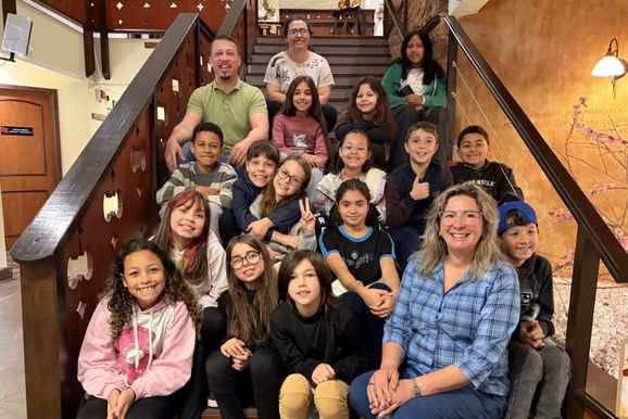 Programa Plantando o Futuro: Estudantes da EMEF Padre Anchieta visitam a C&acirc;mara de Gramado