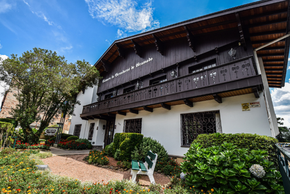 C&acirc;mara de Gramado lan&ccedil;a premia&ccedil;&atilde;o para reconhecer boas pr&aacute;ticas na educa&ccedil;&atilde;o