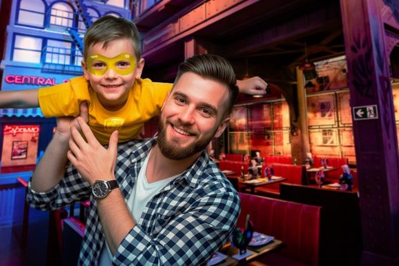Her&oacute;is da Pizza celebra o Dia dos Pais com pizza inspirada nos maiores her&oacute;is da fam&iacute;lia