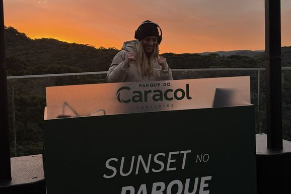 Parque do Caracol celebra 53 anos com Sunset de Anivers&aacute;rio especial no Mirante da Cascata