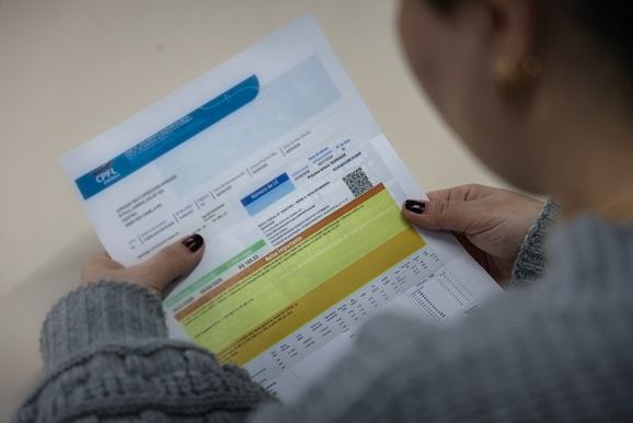 Procon de Canela orienta consumidores a fazerem reclama&ccedil;&otilde;es sobre aumento na conta de luz