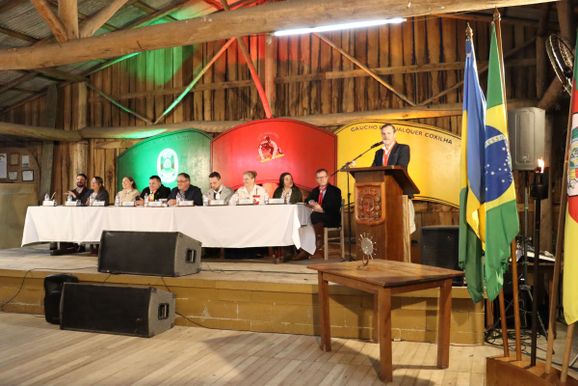 C&acirc;mara de Gramado inicia an&aacute;lise de 17 mat&eacute;rias em Sess&atilde;o Descentralizada no CTG Manota&ccedil;o