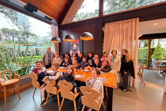 Projeto Hort&ecirc;nsia leva estudantes a experi&ecirc;ncias de hospitalidade e conex&atilde;o com Gramado