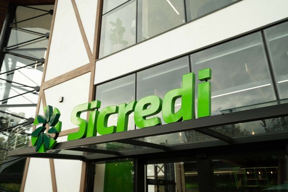 Sicredi Pioneira alcan&ccedil;a a marca de R$ 7 bilh&otilde;es na carteira de cr&eacute;dito