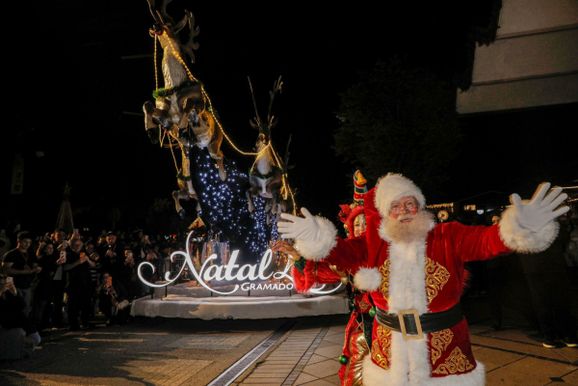 41&ordm; Natal Luz de Gramado &eacute; oficialmente aberto com emo&ccedil;&atilde;o, homenagens e an&uacute;ncios especiais