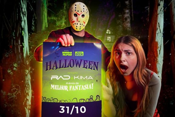 Mundo a Vapor transforma a noite de Halloween em festa com trem fantasma e roda-gigante