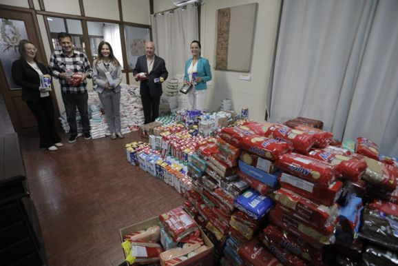 Troca Solid&aacute;ria do Natal Luz mobiliza comunidade de Gramado; aberto novo lote de ingressos
