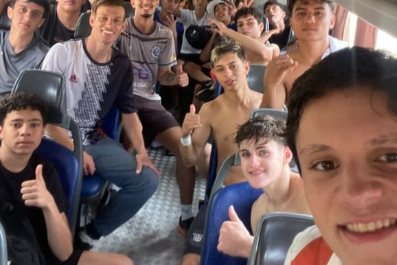 Ibaiti vence no Sub-15 e Sub-17, mant&eacute;m invencibilidade e garante vaga na semifinal