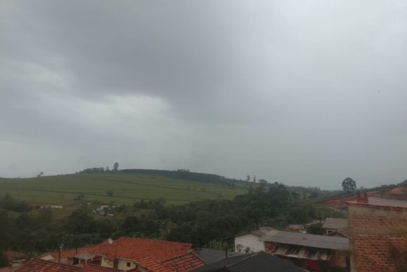 Defesa Civil alerta para temporais nesta ter&ccedil;a e quarta-feira no Norte Pioneiro