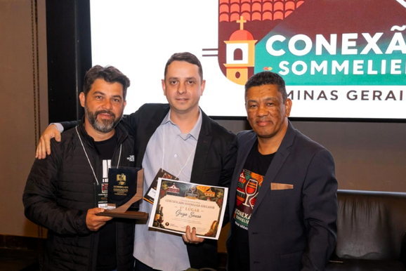 Ibertiogano Guga Sousa &eacute; eleito Melhor Sommelier Educador de Minas Gerais
