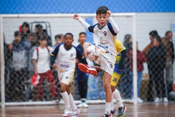 Campe&otilde;es s&atilde;o definidos em quatro categorias do Campeonato Municipal de Futsal de Taquara