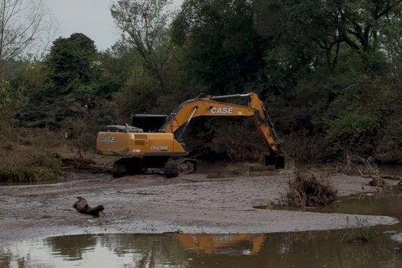 Desassoreamento refor&ccedil;a maior investimento da hist&oacute;ria de Parob&eacute; na preven&ccedil;&atilde;o de enchentes