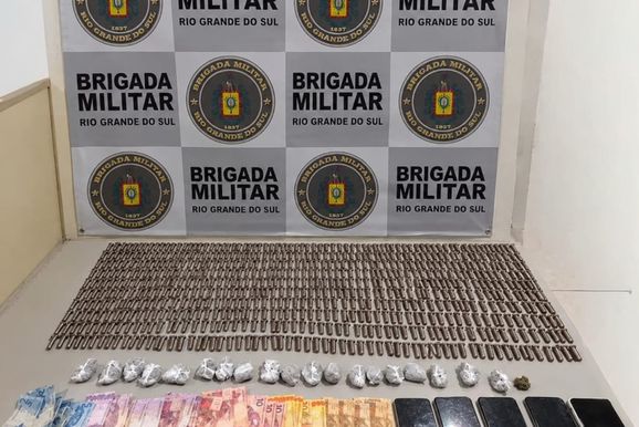 Duas pessoas s&atilde;o presas pela Brigada Militar por tr&aacute;fico de entorpecentes em Igrejinha