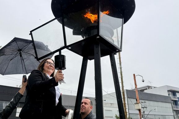 Semana da P&aacute;tria 2026 inicia em Taquara com acendimento da pira na Pra&ccedil;a Marechal Deodoro