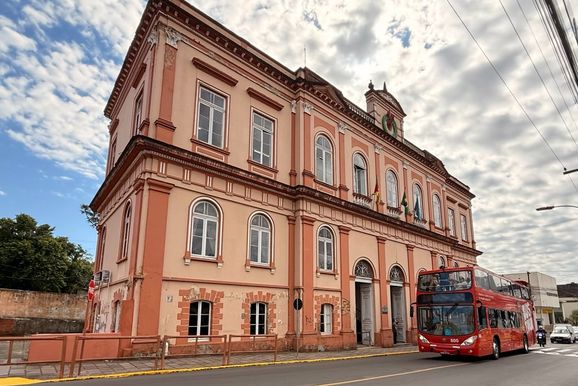 Taquara ter&aacute; 2&ordm; City Tour Hist&oacute;rico com passeio em &ocirc;nibus de dois andares; saiba mais