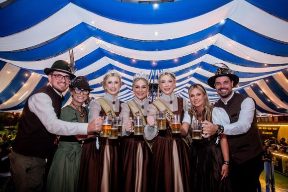 37&ordf; Oktober de Igrejinha come&ccedil;a com celebra&ccedil;&atilde;o &agrave; cultura, ao voluntariado e &agrave;s tradi&ccedil;&otilde;es