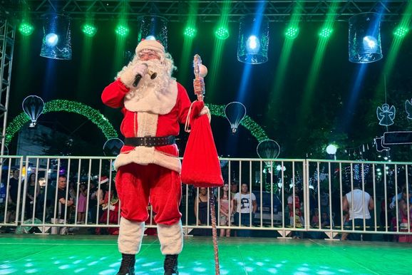 Natal M&aacute;gico de Taquara 2026 inicia em 15 de novembro com desfile e acendimento das luzes
