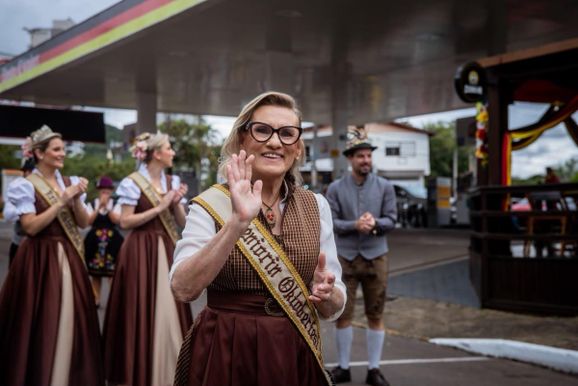 37&ordf; Oktoberfest de Igrejinha dedica dia &agrave; terceira idade com cultura, m&uacute;sica e integra&ccedil;&atilde;o